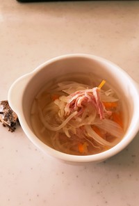 簡単　ベーコン入り野菜スープ