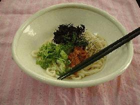 簡単さっぱり♪冷やし梅じゃこうどん
