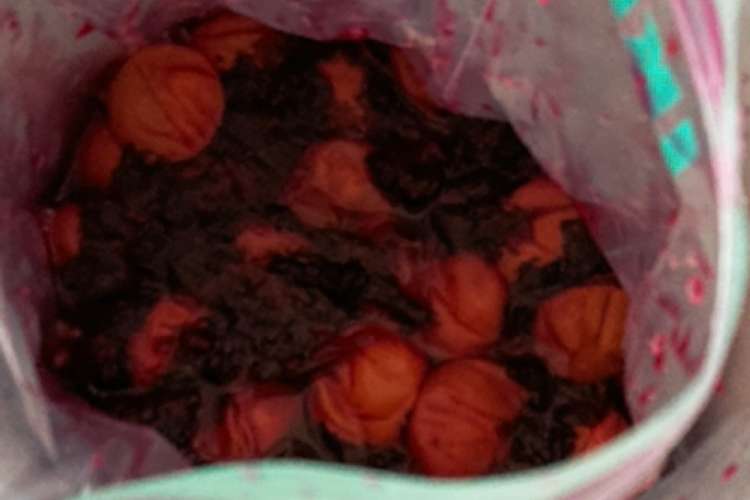 梅干し 赤紫蘇の作り方 レシピ 作り方 By グルテンフリーママ クックパッド 簡単おいしいみんなのレシピが373万品