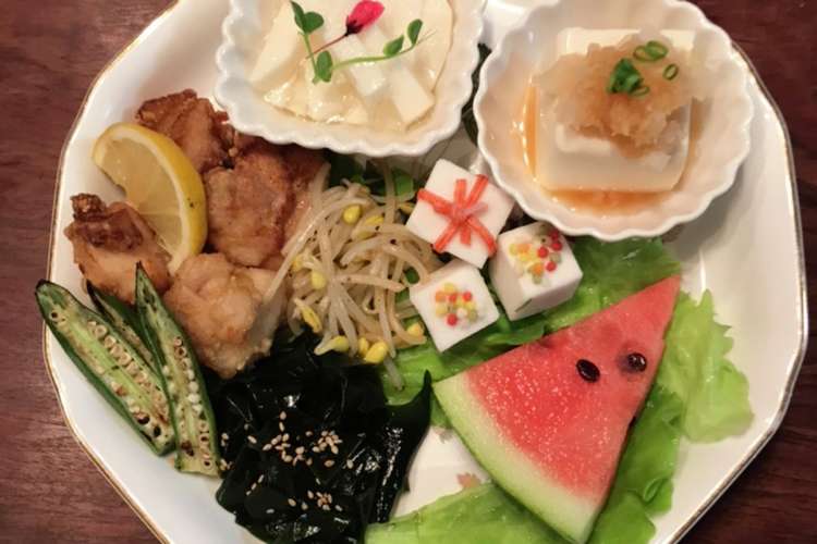 三角のスイカ置いただけ レシピ 作り方 By こつゆ514 クックパッド 簡単おいしいみんなのレシピが376万品