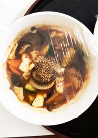 肉無豆腐茄子椎茸豚キムチ味八宝菜風