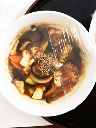 肉無豆腐茄子椎茸豚キムチ味八宝菜風の写真