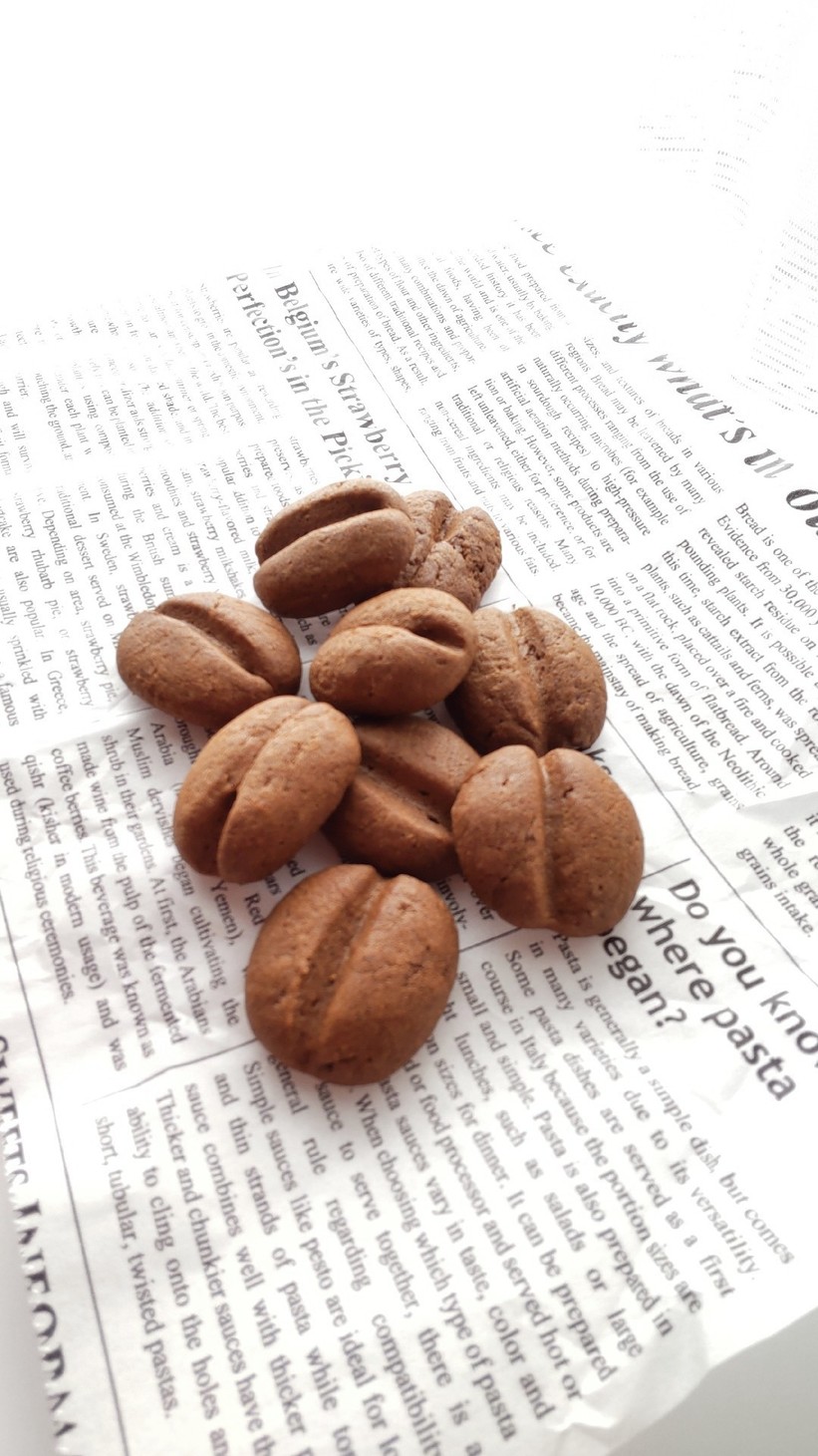 コーヒー豆みたいなコーヒークッキーの画像
