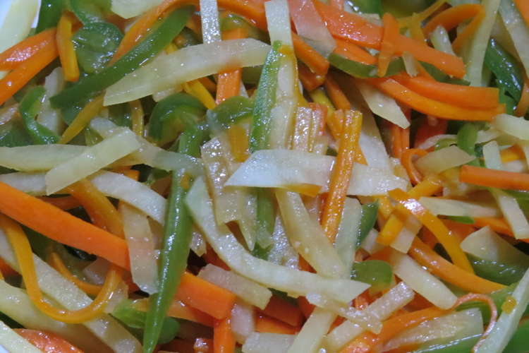 じゃがいもとピーマンと人参の野菜炒め レシピ 作り方 By カヌレーヌ クックパッド 簡単おいしいみんなのレシピが376万品