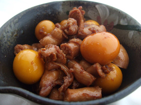 オフクロの味、鶏モツ/キンカン付の煮付け