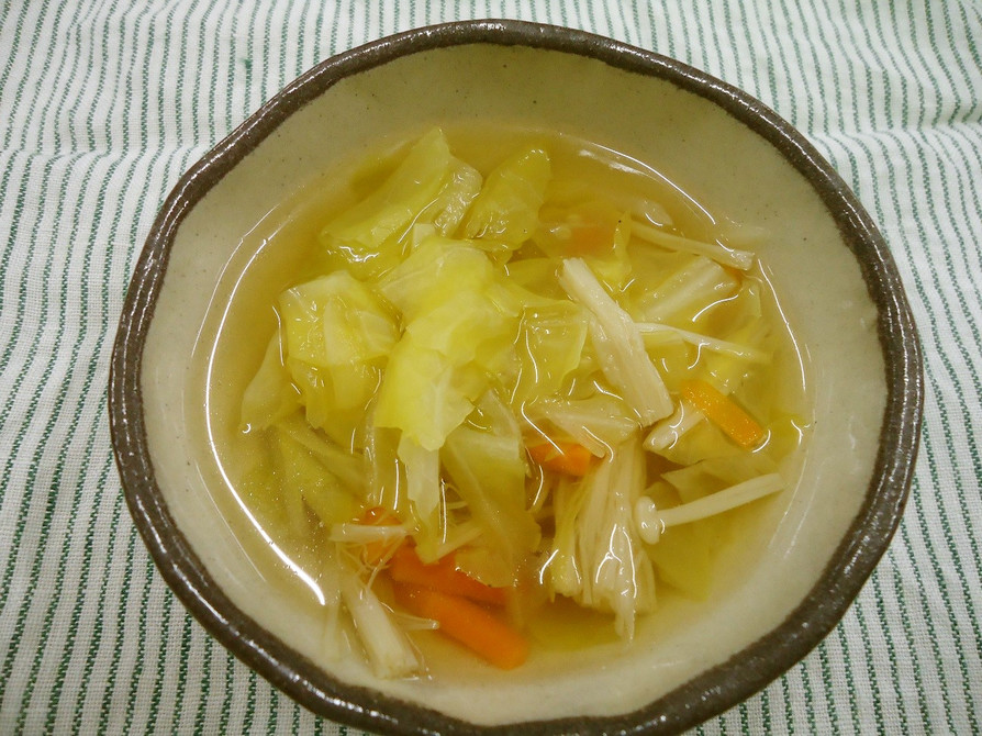 せん切り野菜のスープの画像