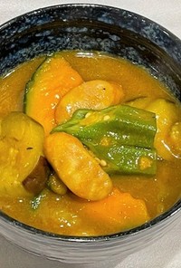 夏野菜のカレースープ煮