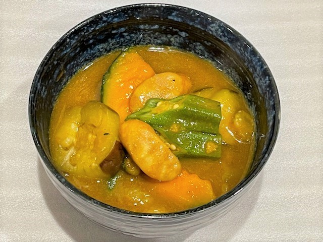 夏野菜のカレースープ煮の画像