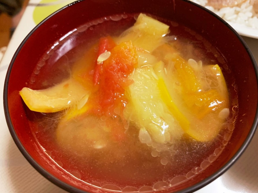 ズッキーニとトマトの中華スープの画像