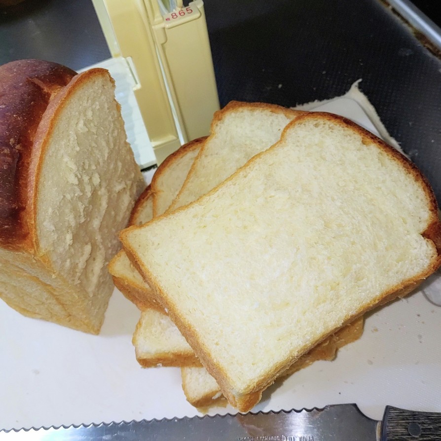 国産小麦粉ととかち野酵母のミルク食パンの画像