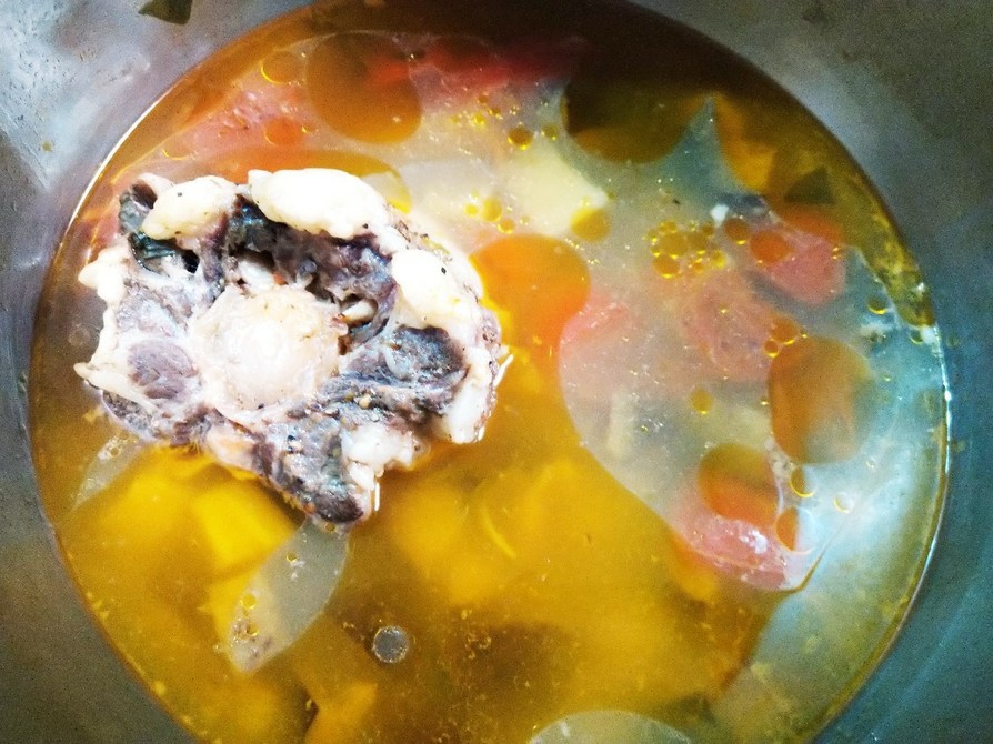 牛テール野菜スープの画像