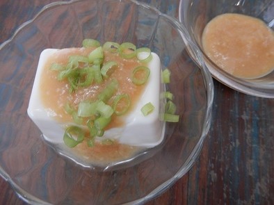 ６月の黄色梅できぬ豆腐の梅味噌ソースの写真