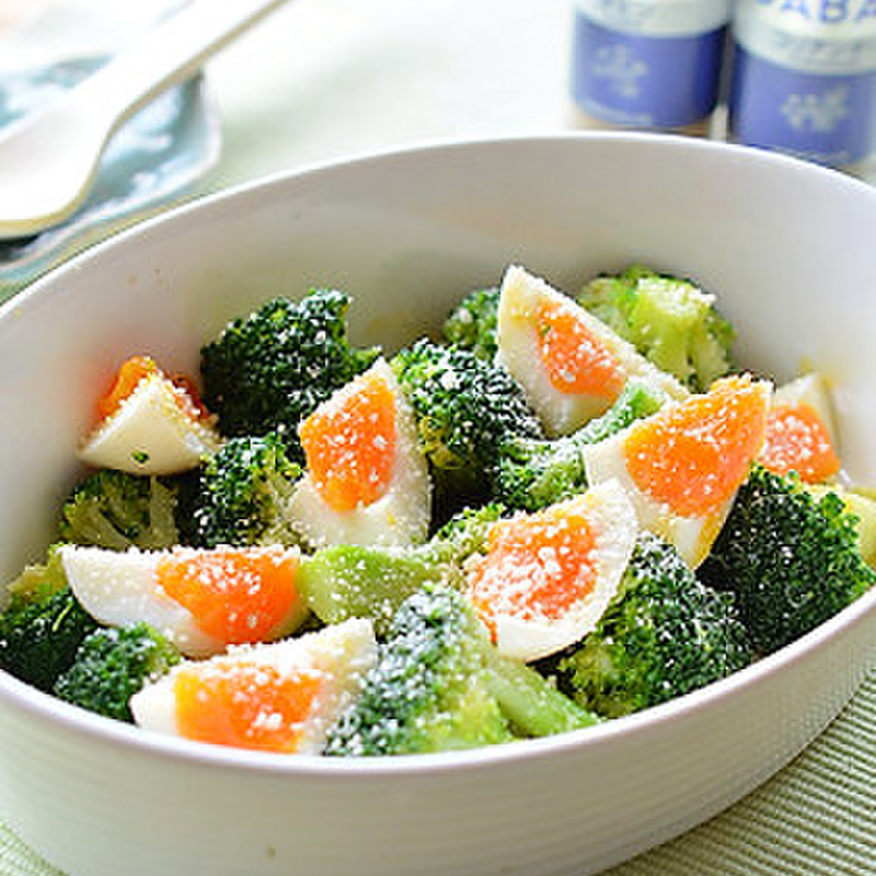 セロリ入り卵サラダのレシピ