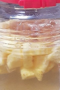 パイナップルとりんご酢ドリンク