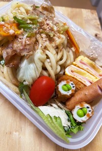 和風だしが美味しい☆焼きうどん弁当