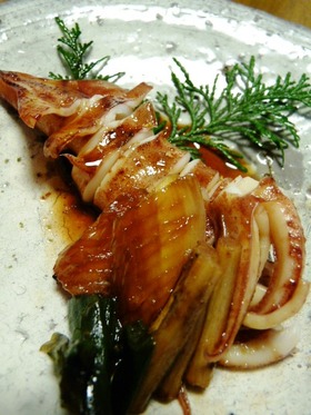 ヤリイカの丸ごと煮付け~甘辛味