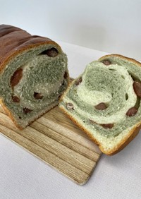 渦巻き藍粉食パン