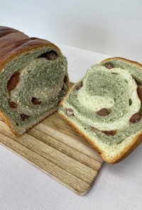 渦巻き藍粉食パン