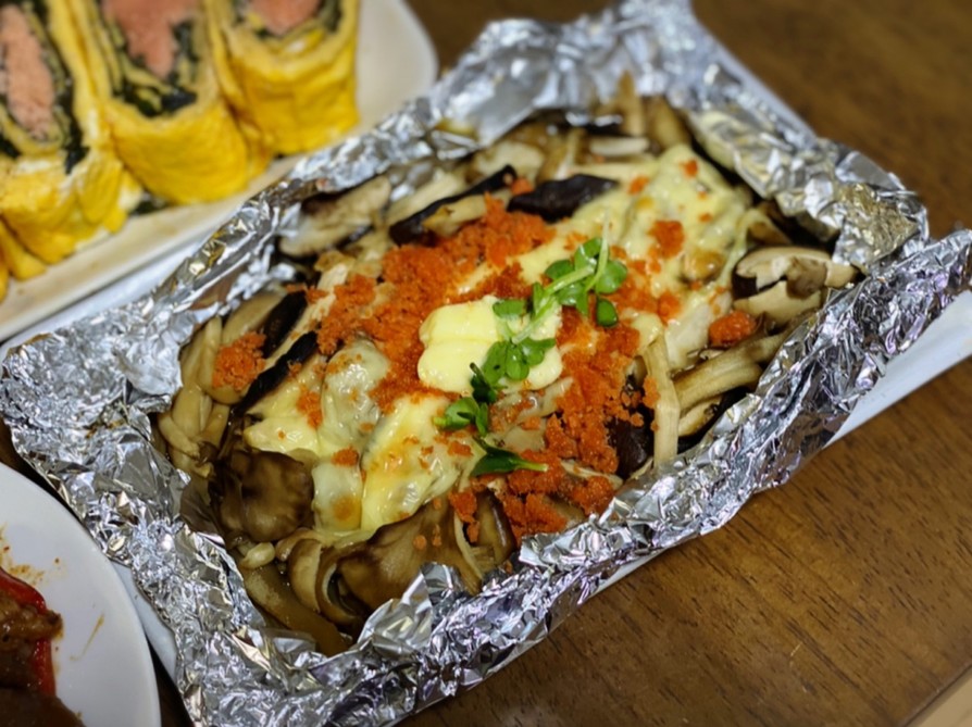 鮭フレークのキノコとチーズホイル焼きの画像