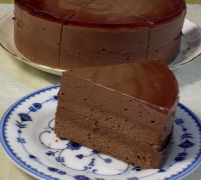 濃厚＆ふんわり☆二層式チョコムースケーキの写真