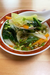 青梗菜とキャベツの塩中華スープ
