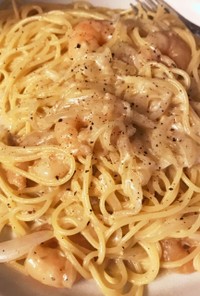 えびのホワイトソースパスタ