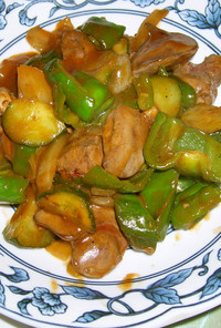 鶏レバーと夏野菜の炒め物。