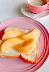 クリチ桃はちみつトースト