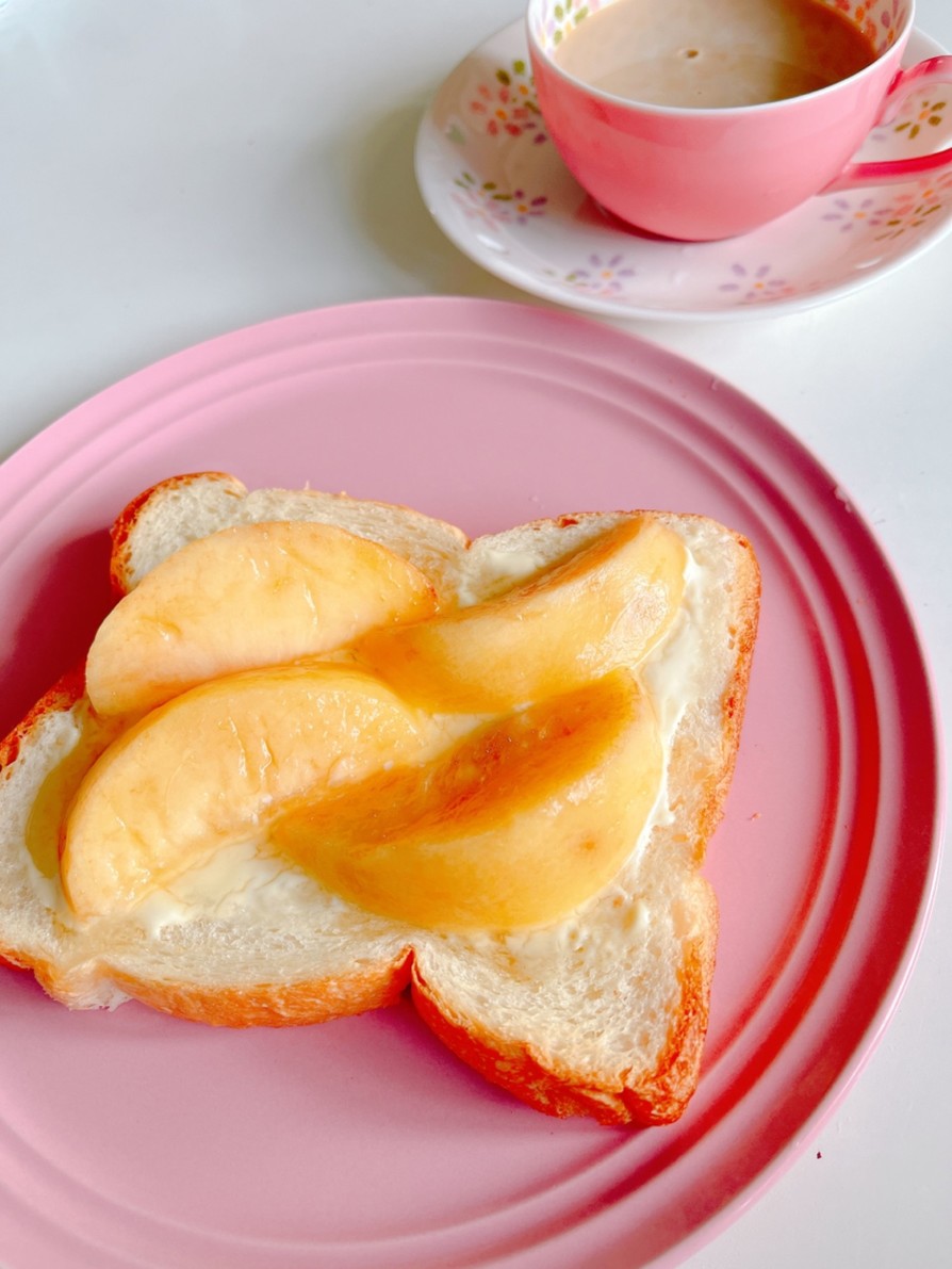 クリチ桃はちみつトーストの画像