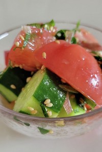 トマトときゅうりの夏野菜サラダ