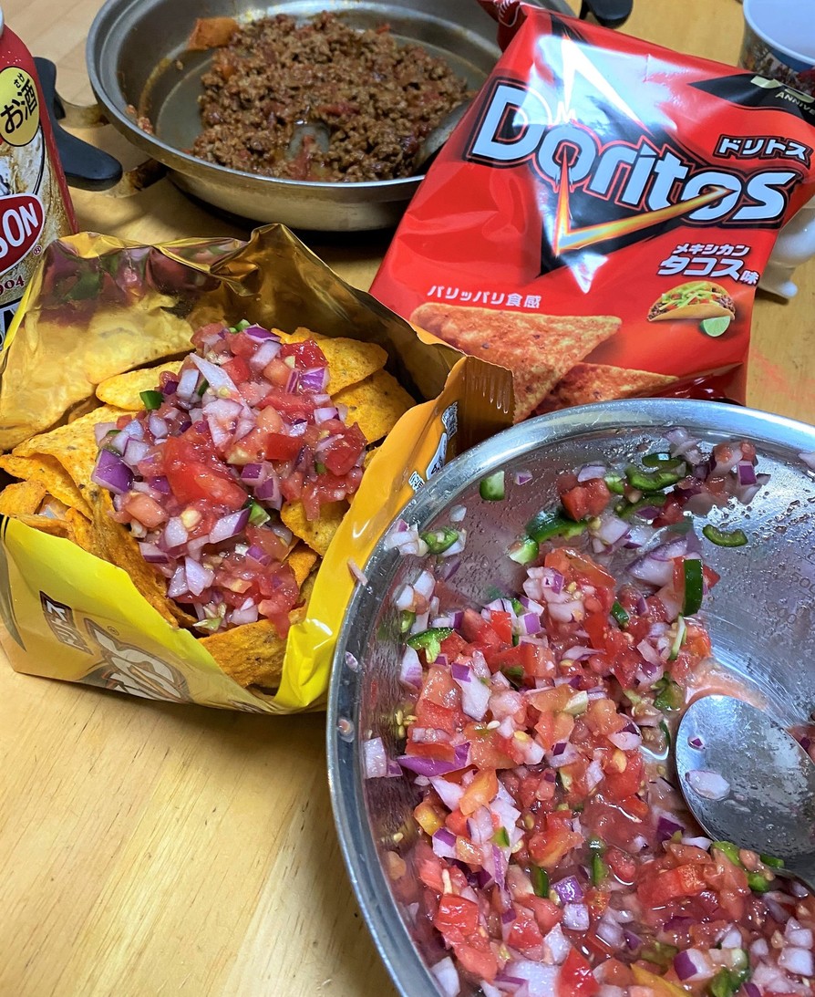 牛肉たっぷりのエンチラーダナチョスのレシピ