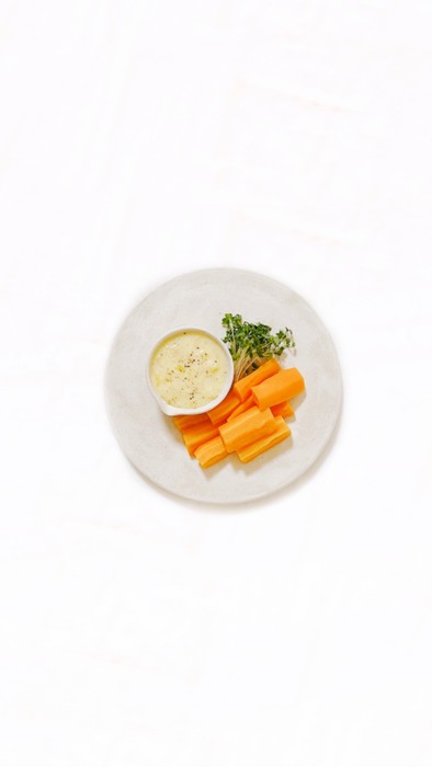 温野菜に合う、とろーりチーズのアリゴ。の写真