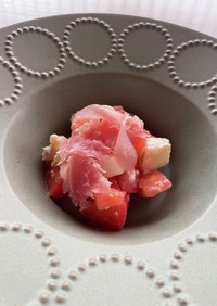 桃のカプレーゼ風サラダ