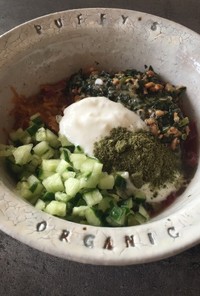 犬のご飯：夏にぴったりの野菜、納豆レシピ