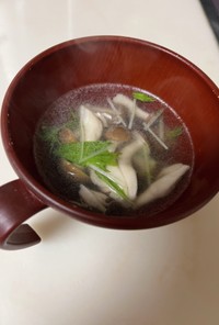 しめじと水菜の中華風スープ