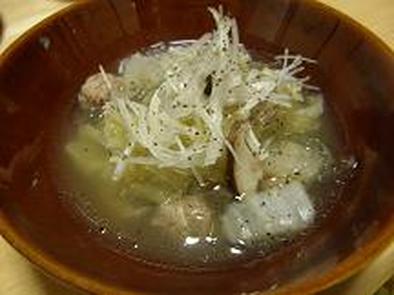 白菜と肉団子の春雨スープの写真