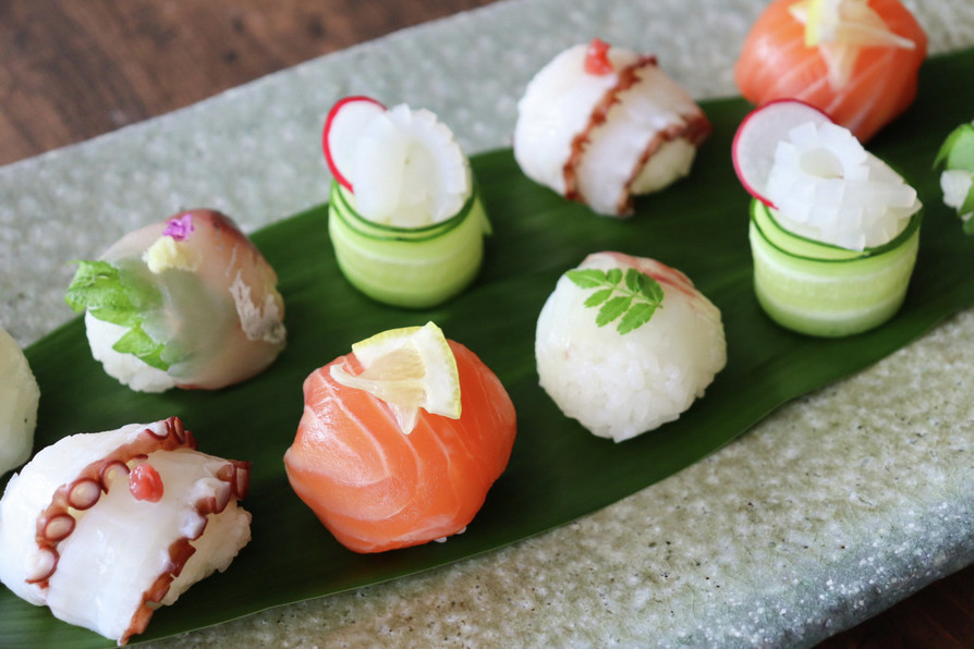 5種の手まり寿司の画像