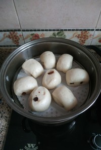 一口中華マントウ【饅頭】 (蒸しパン)