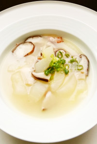 モウイ(赤瓜)の中華風スープ