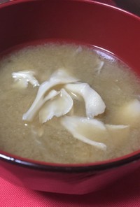舞茸と玉ねぎのお味噌汁