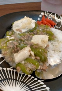 沖縄風☆豆腐とひき肉のあんかけご飯