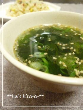 お鍋不要☆1分で簡単わかめスープ