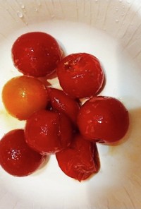 プチトマト。砂糖と醤油で浅漬けっぽく。