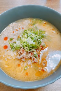 練り胡麻と鶏がらスープで作る簡単坦々麺