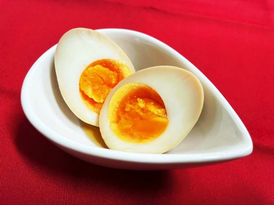 ちょっぴり半熟しみしみ煮卵の画像