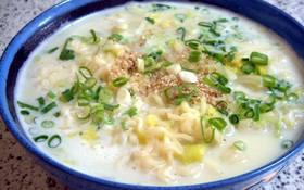 インスタントが大変身!クリーミ~塩ラーメン♪
