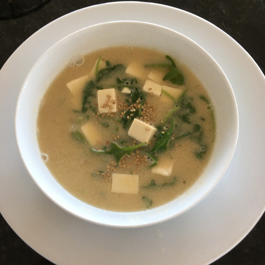タヒニ味噌スープの画像