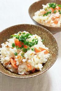 鮭の混ぜご飯+焙煎玄米