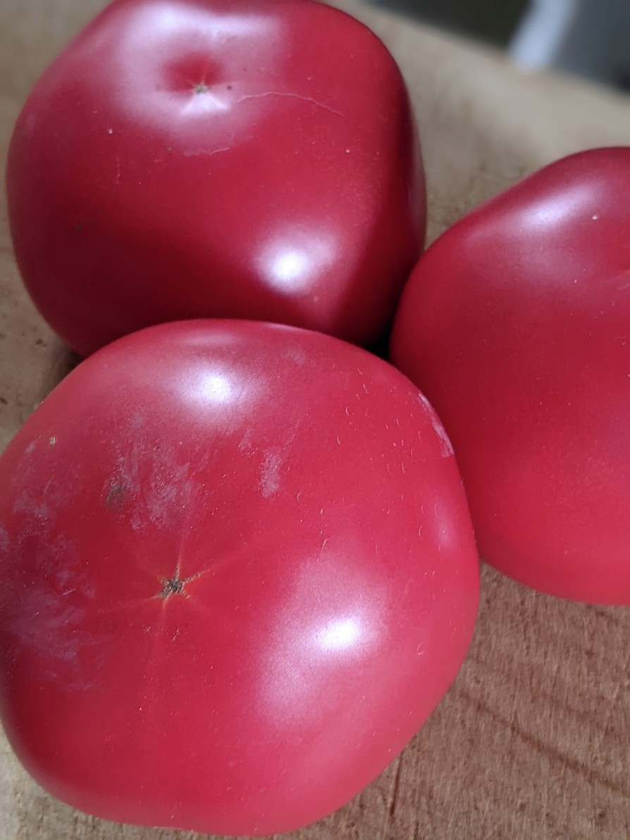 簡単　トマトの皮の湯剥き　冷凍調理の画像