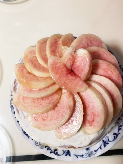 桃のヨーグルトクリームケーキ♪18cmの写真
